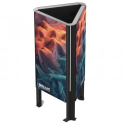 Totem triunghiular fata tripla